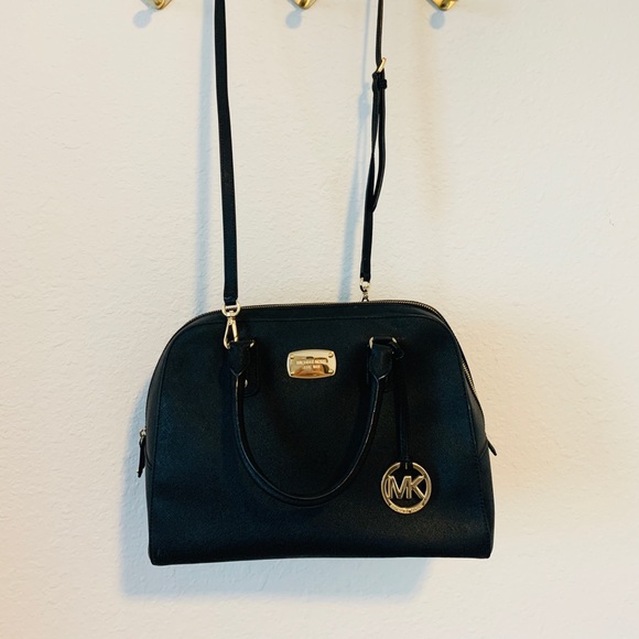 Michael Kors Handbags - Micheal Kors handbag